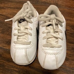 Toddler size 6 Nike Cortez